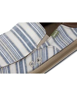 Sanuk Donny Nautical | Boat Shoes -Trendy Modern Shoes 81U4xWCuSeL. AC SR736920